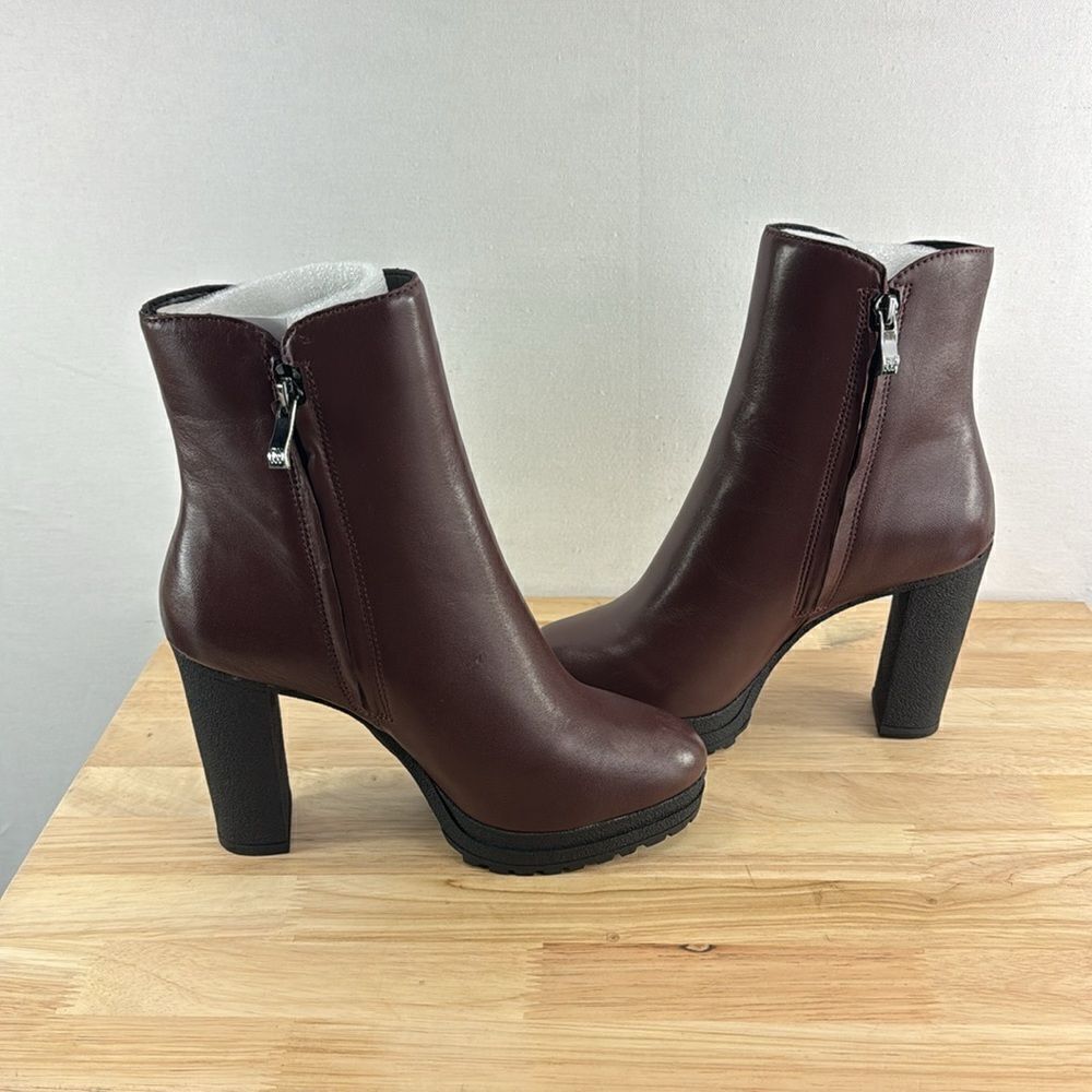 DKNY Tessi Lug Sole Platform Booties- Bordeaux- Size 6.5 - NIB - Picture 4 of 7
